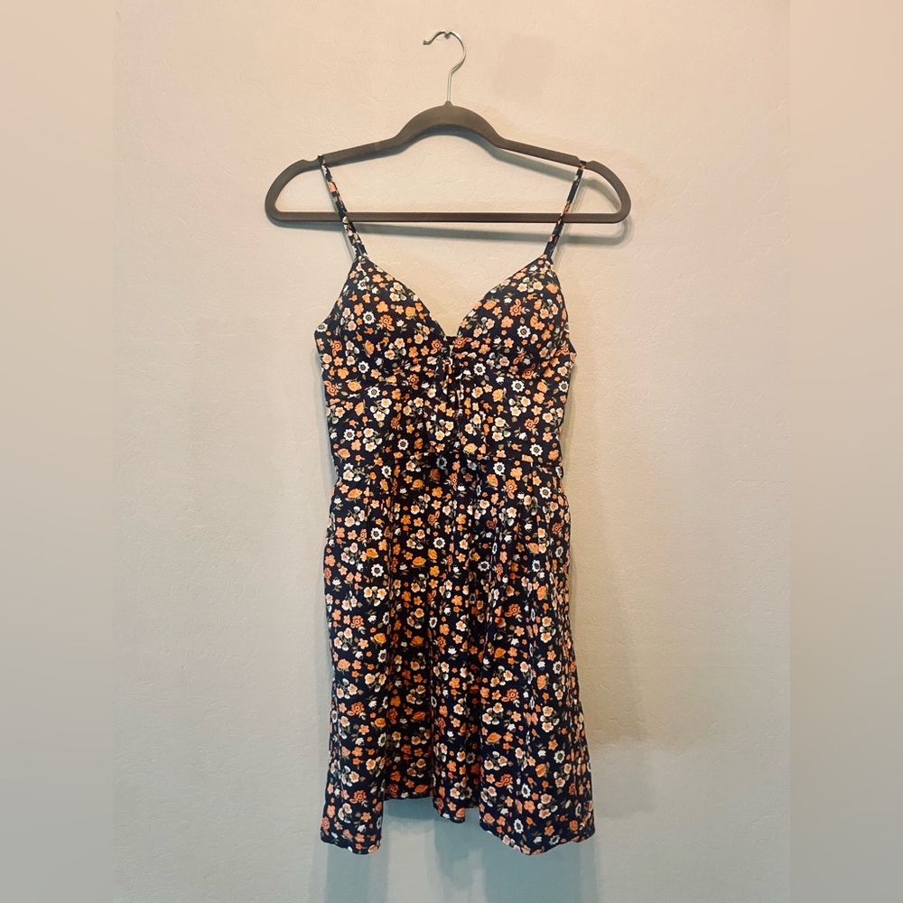 Floral print summer dress with padded bust. - Picture 4 of 5